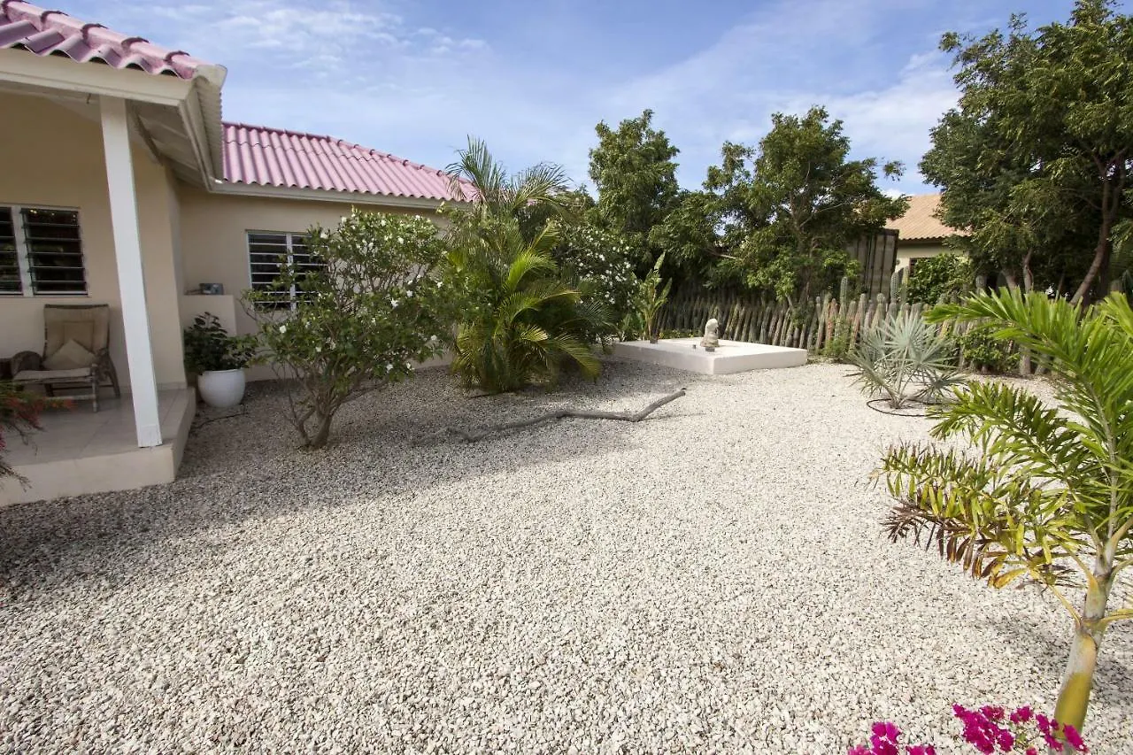 קרלנדיק Villa Mistralea באונאייר, סנט יוסטיישיוס ו-סאבה