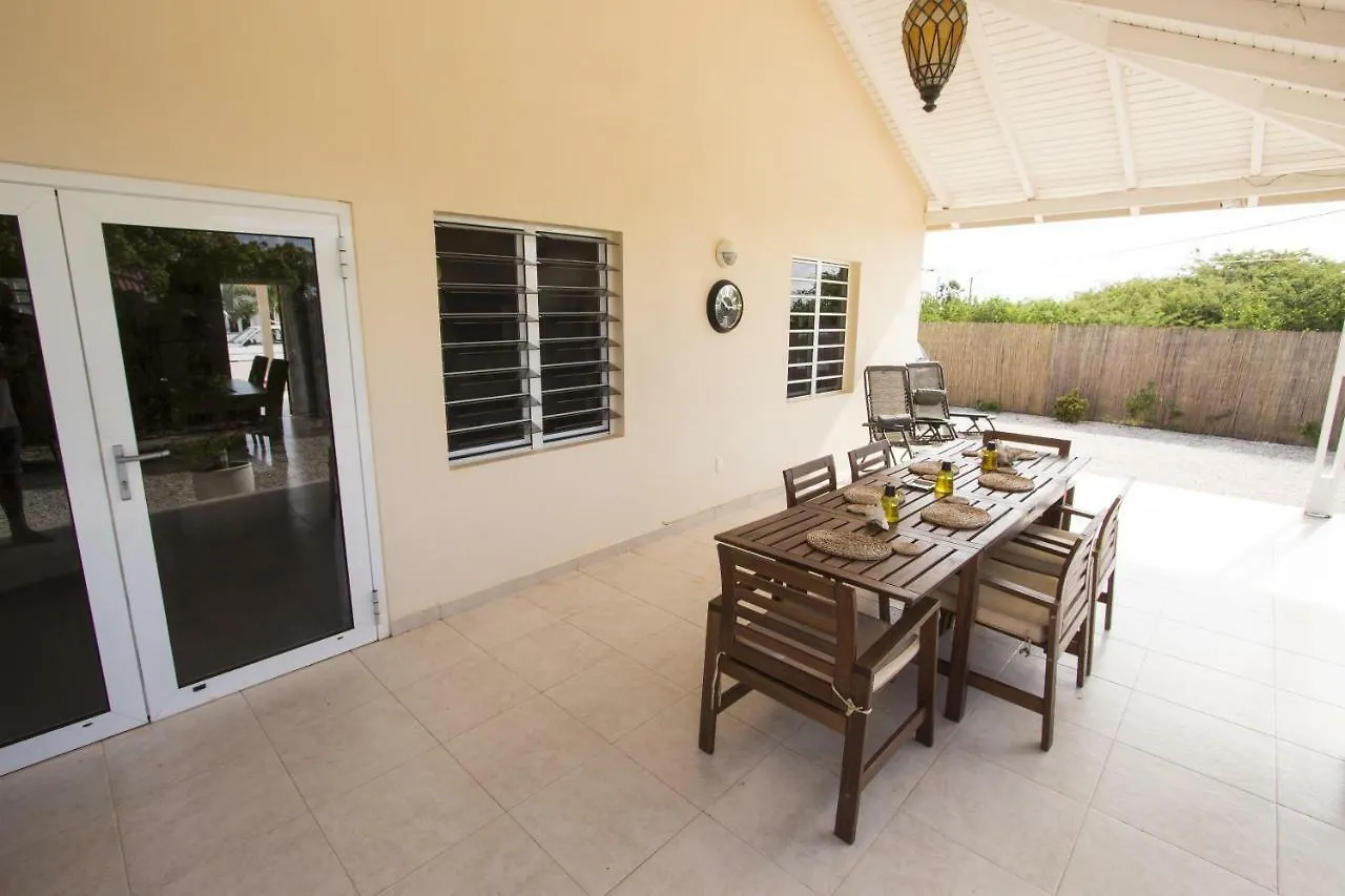 קרלנדיק Villa Mistralea